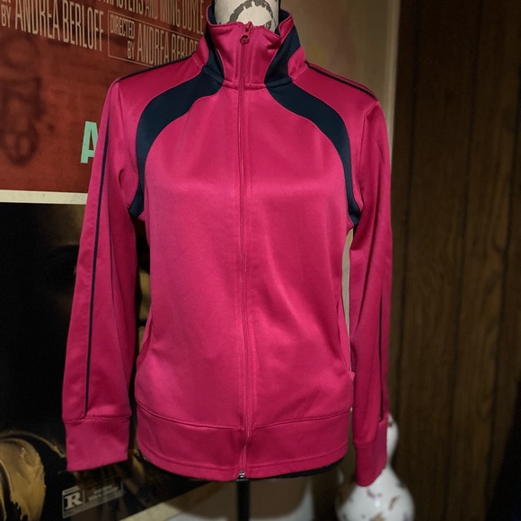 Athletic Works zip jacket in great condition. Has pockets on both sides, zips up - Picture 2 of 12